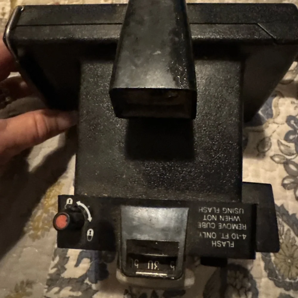 Vintage 1970s Polaroid Square Shooter 2 Land Camera - Instant Film Classic